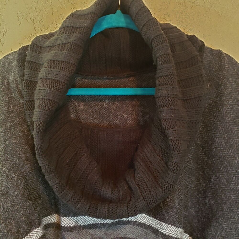 Womens Grey Striped Poncho Sweater One Size - Picture 2 of 4